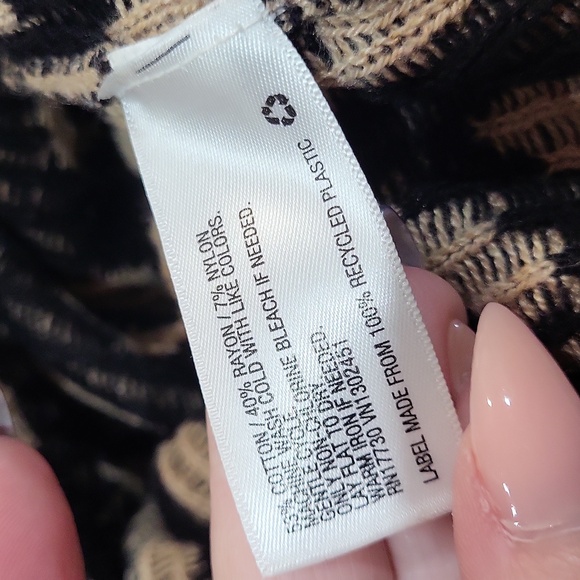 A New Day Leopard Print Sweater - Picture 9 of 10